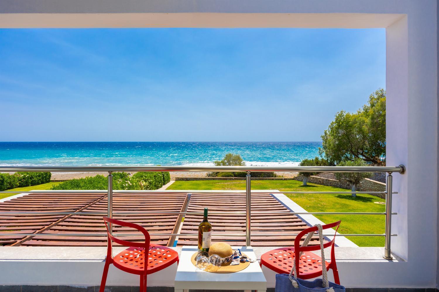 Dionysos Villa Lakhania